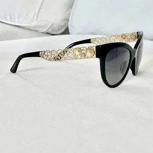 Dolce & Gabbana | Accessories | Rare Round Dolce Gabbana  display picture 2